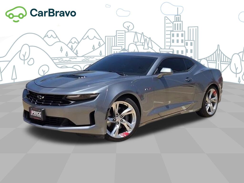 2021 Chevrolet Camaro LT1 — photo 1 of 7