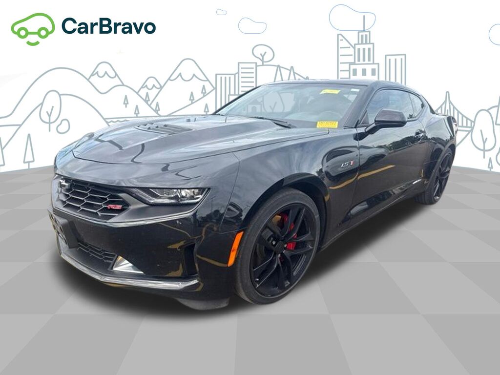 2023 Chevrolet Camaro LT1 — photo 1 of 6