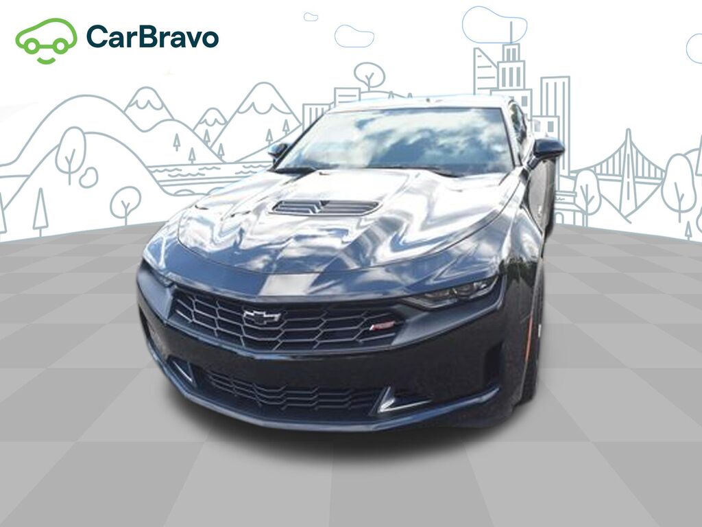 2023 Chevrolet Camaro LT1 — photo 1 of 6