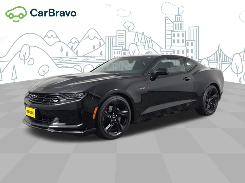 2023 Chevrolet Camaro LT1 — photo 1 of 6