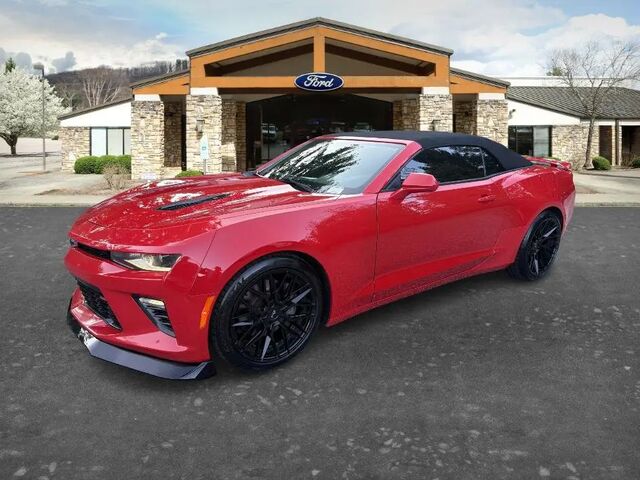 2018 Chevrolet Camaro SS — photo 1 of 39