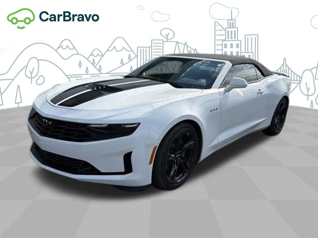 2022 Chevrolet Camaro LT1 — photo 1 of 6