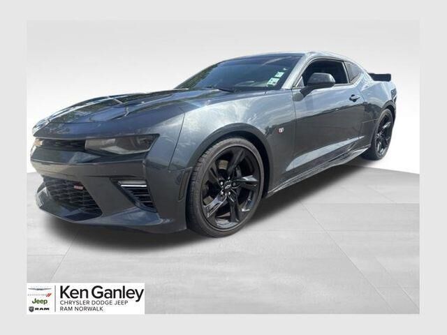 2018 Chevrolet Camaro SS — photo 1 of 13