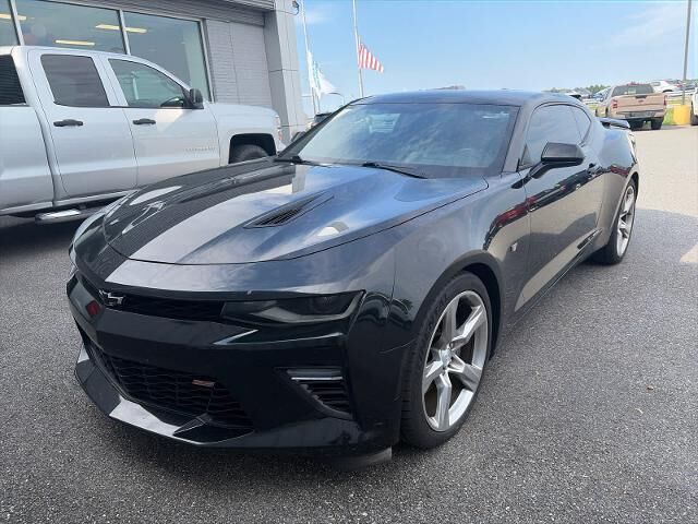 2018 Chevrolet Camaro SS — photo 1 of 26