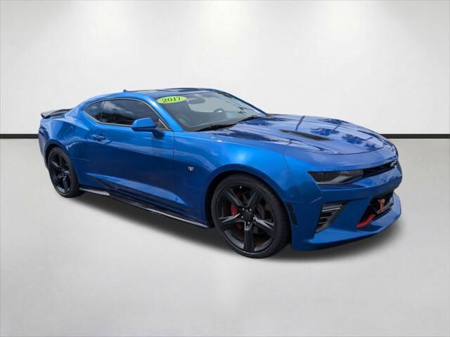 2017 Chevrolet Camaro SS — photo 1 of 13