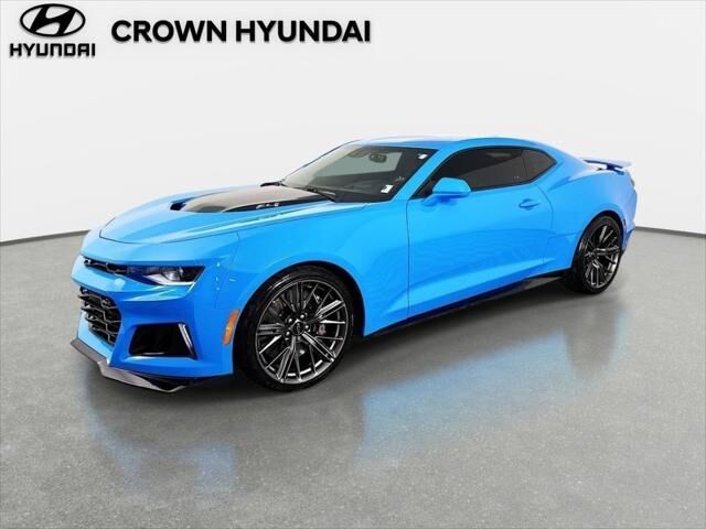 2022 Chevrolet Camaro ZL1 — photo 1 of 1