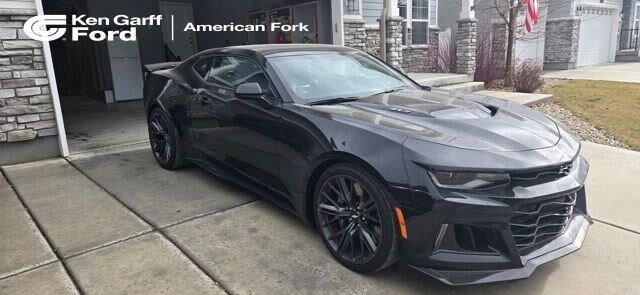 2017 Chevrolet Camaro ZL1 — photo 1 of 32