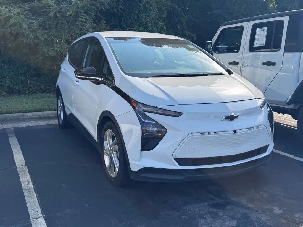 2023 Chevrolet Bolt EV 1LT — photo 1 of 5