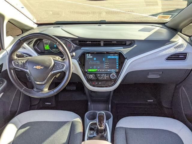 2020 Chevrolet Bolt EV LT — photo 1 of 13