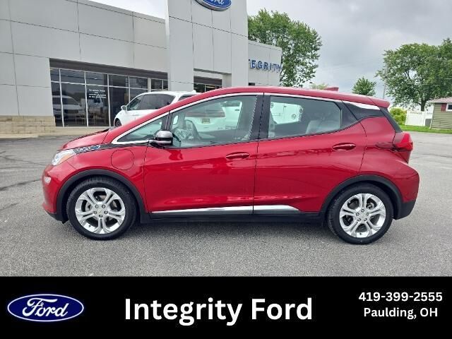 2019 Chevrolet Bolt EV LT — photo 1 of 13