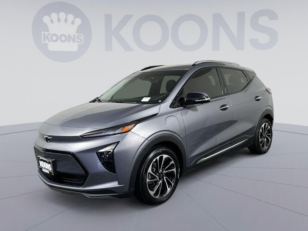 2023 Chevrolet Bolt EUV Premier — photo 1 of 1