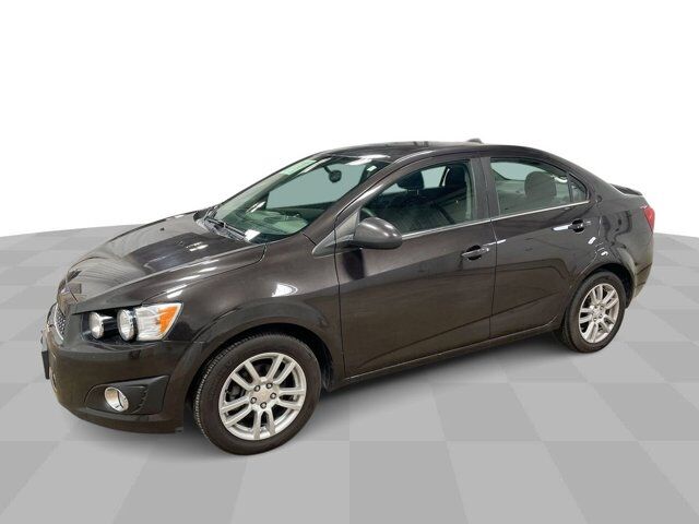 2015 Chevrolet Sonic LT — photo 1 of 1