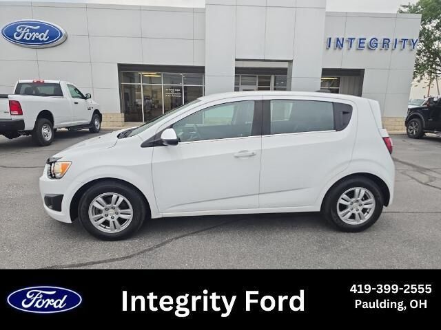 2016 Chevrolet Sonic LT Auto — photo 1 of 13