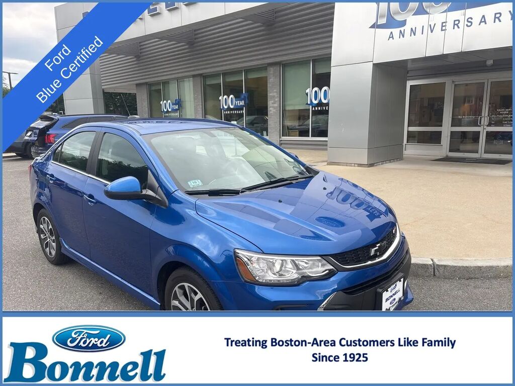 2019 Chevrolet Sonic LT Auto — photo 1 of 14