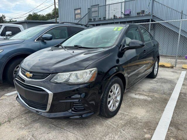 2017 Chevrolet Sonic LT — photo 1 of 1