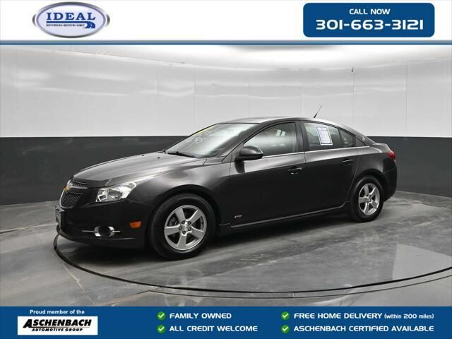 2014 Chevrolet Cruze 1LT Auto — photo 1 of 13