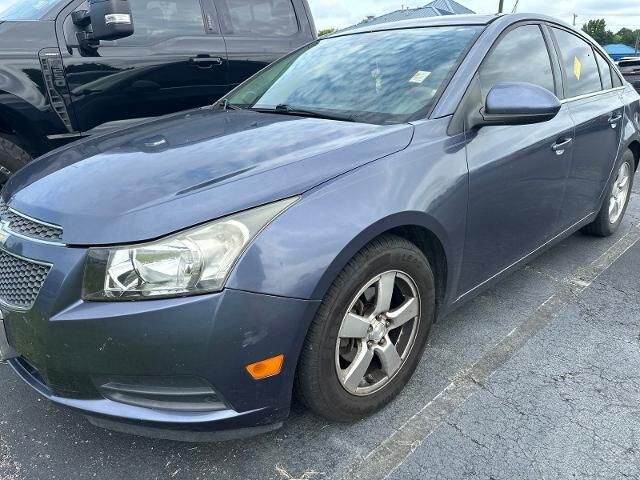 2013 Chevrolet Cruze 1LT Auto — photo 1 of 1