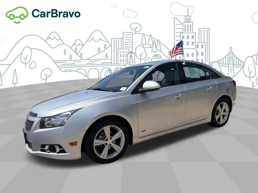 2013 Chevrolet Cruze 2LT — photo 1 of 6