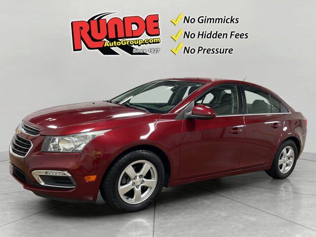 2016 Chevrolet Cruze Limited LT — photo 1 of 12