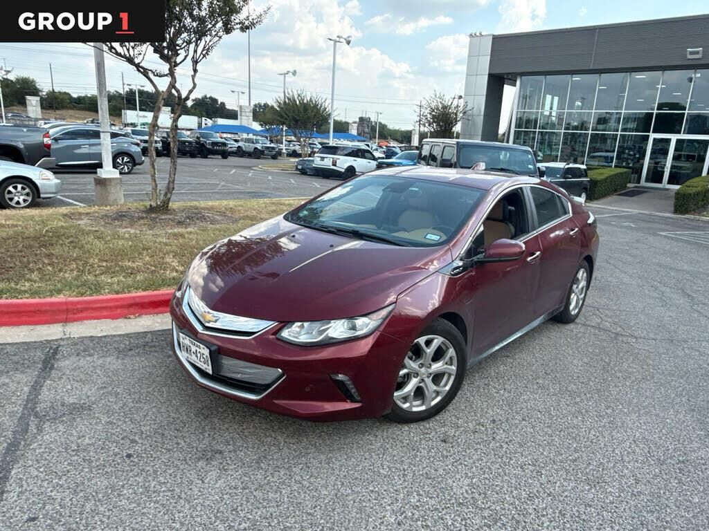 2017 Chevrolet Volt Premier — photo 1 of 1