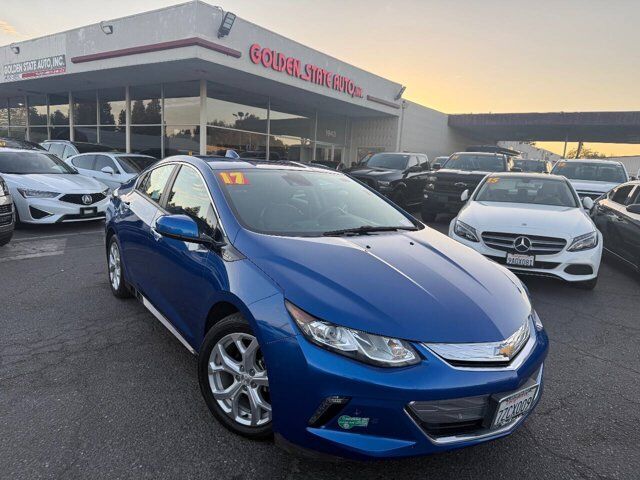 2017 Chevrolet Volt Premier — photo 1 of 13