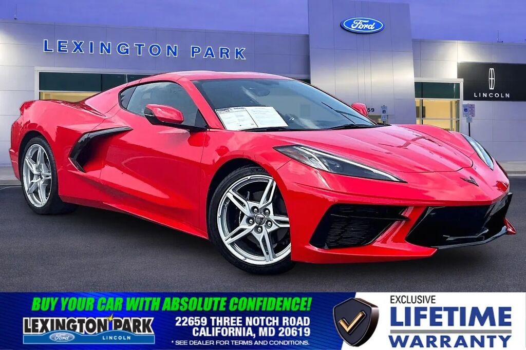2020 Chevrolet Corvette Stingray — photo 1 of 13