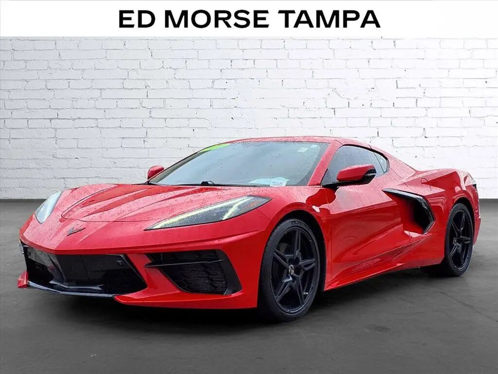 2020 Chevrolet Corvette Stingray — photo 1 of 13