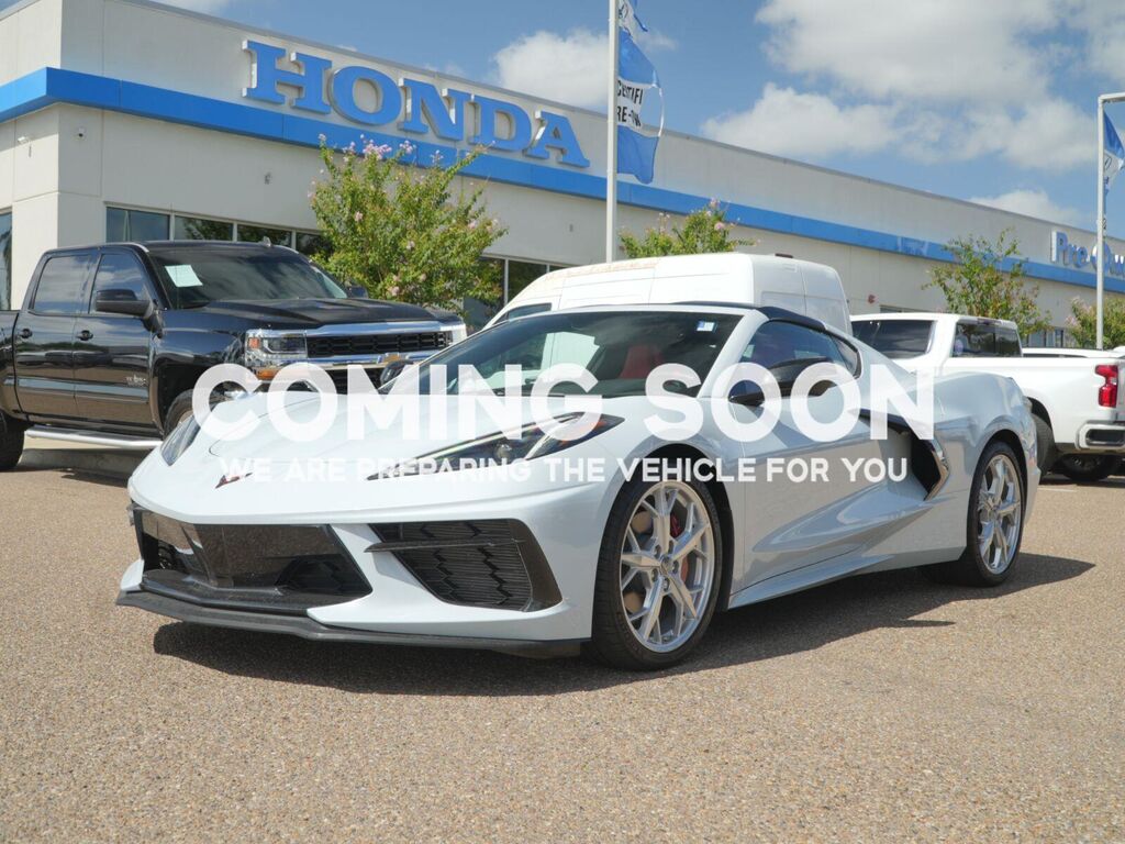 2023 Chevrolet Corvette Stingray — photo 1 of 8