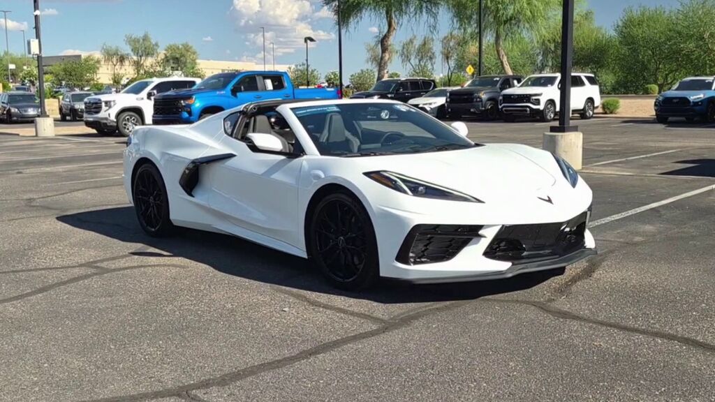 2025 Chevrolet Corvette 1LT — photo 1 of 7