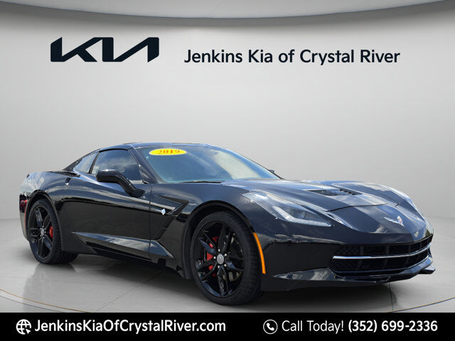 2019 Chevrolet Corvette Stingray — photo 1 of 13