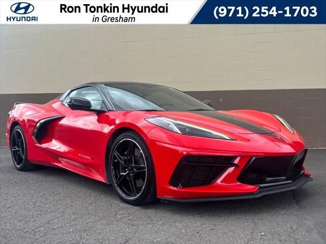 2022 Chevrolet Corvette Stingray — photo 1 of 14