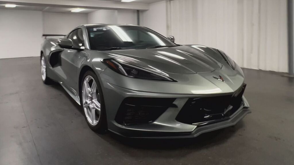 2022 Chevrolet Corvette 2LT — photo 1 of 7