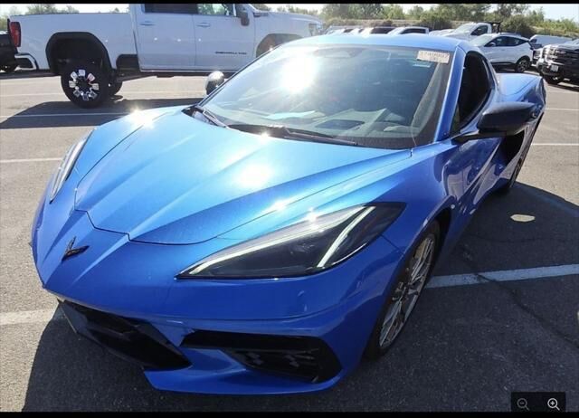 2024 Chevrolet Corvette Stingray — photo 1 of 14