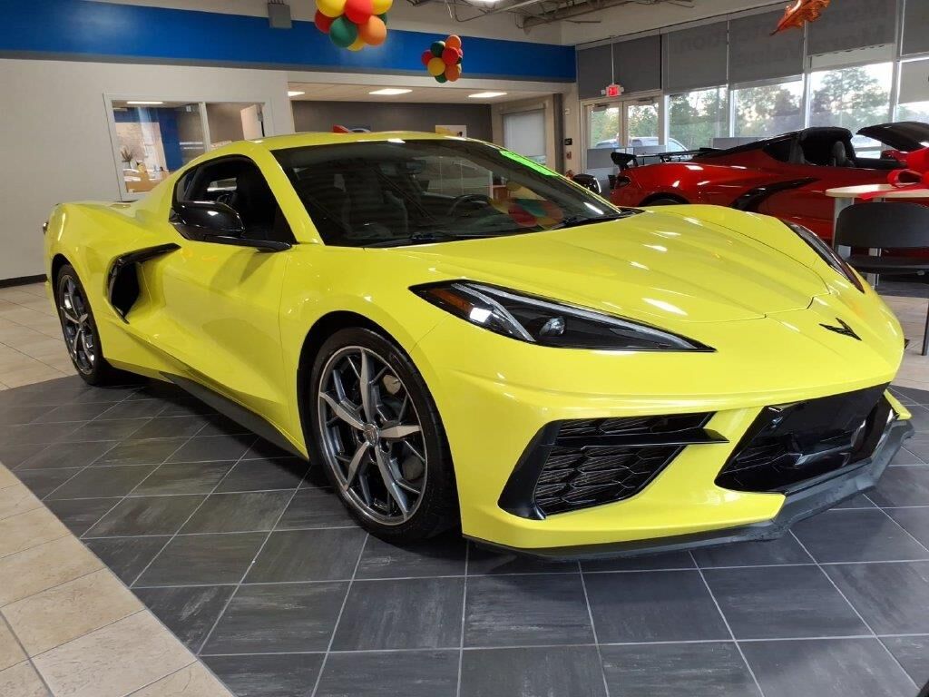 2023 Chevrolet Corvette Stingray — photo 1 of 13