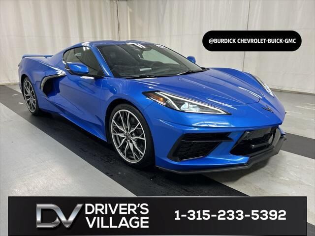 2024 Chevrolet Corvette Stingray — photo 1 of 13