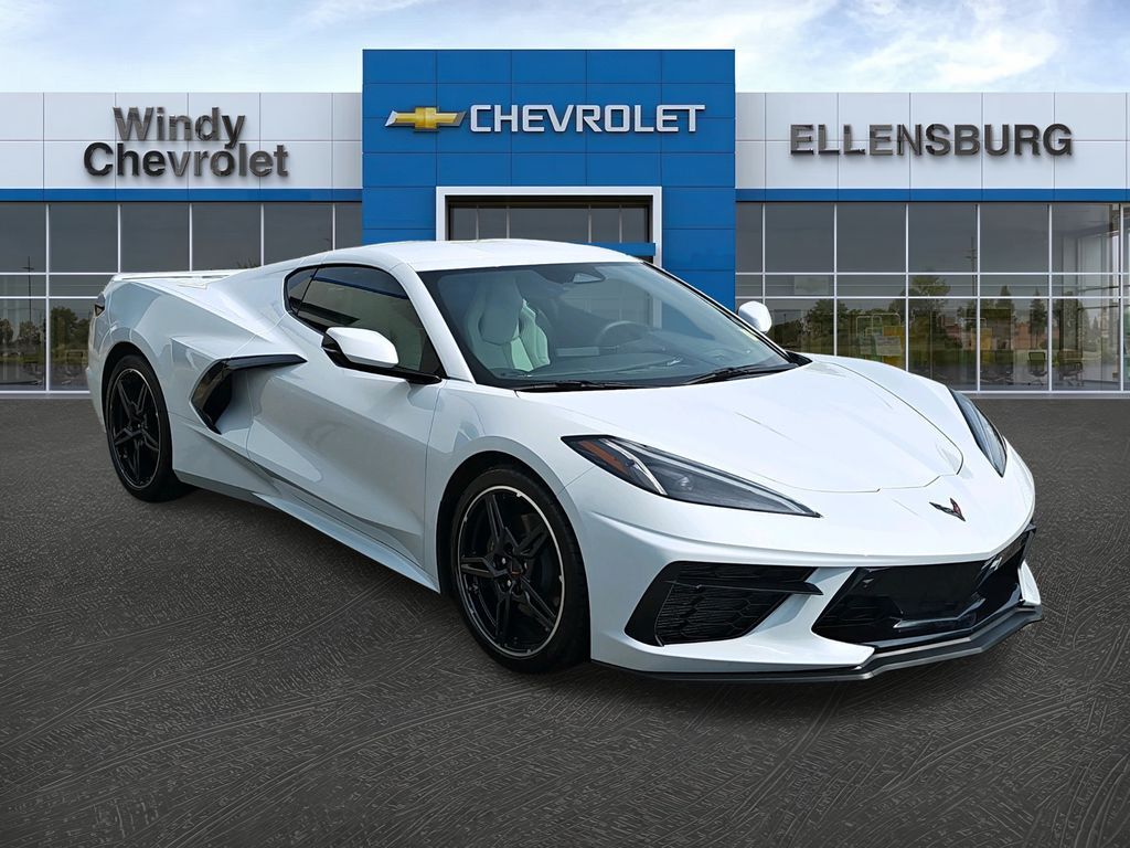 2024 Chevrolet Corvette — photo 1 of 13