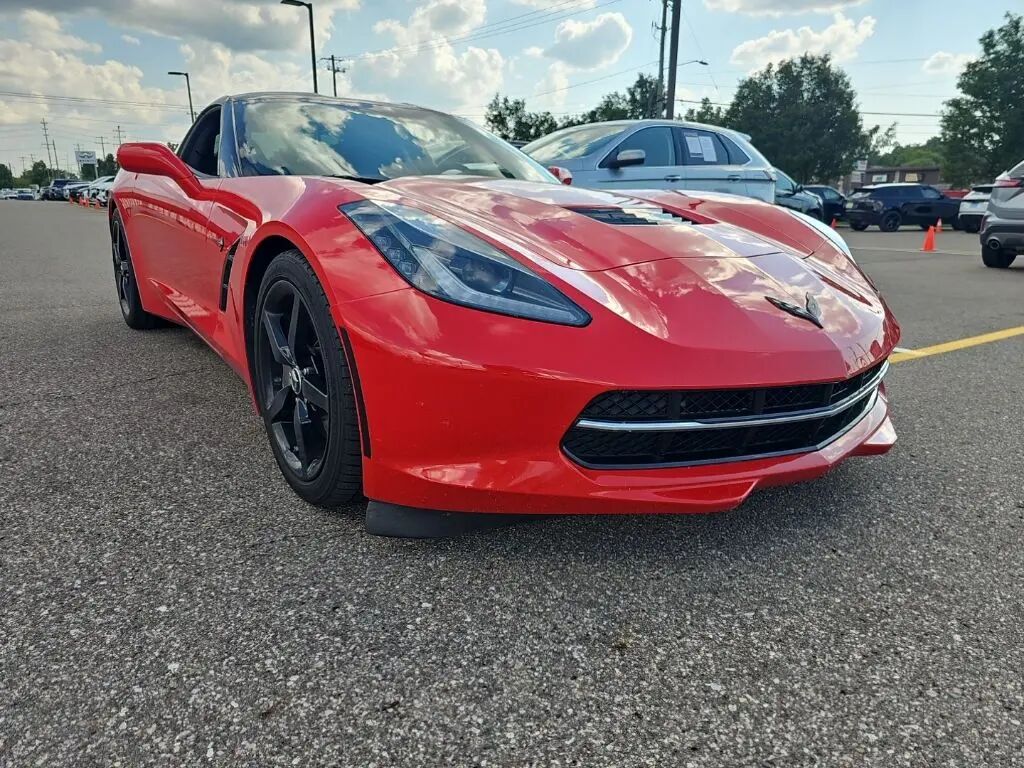 2015 Chevrolet Corvette Stingray — photo 1 of 13