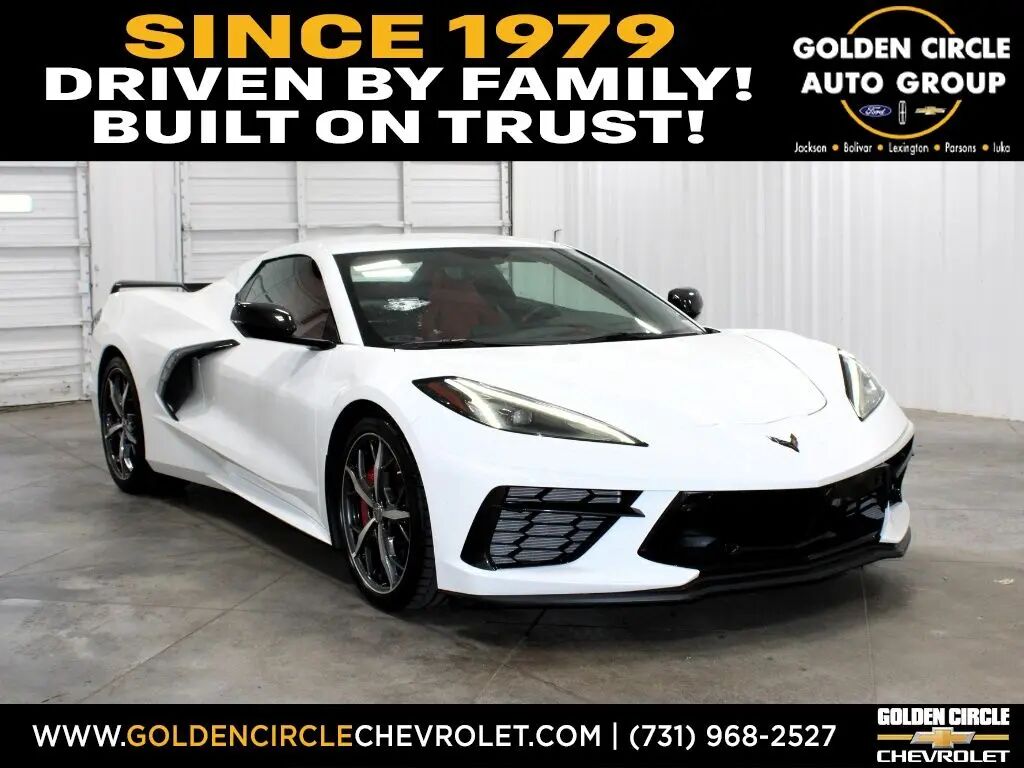 2023 Chevrolet Corvette Stingray — photo 1 of 10