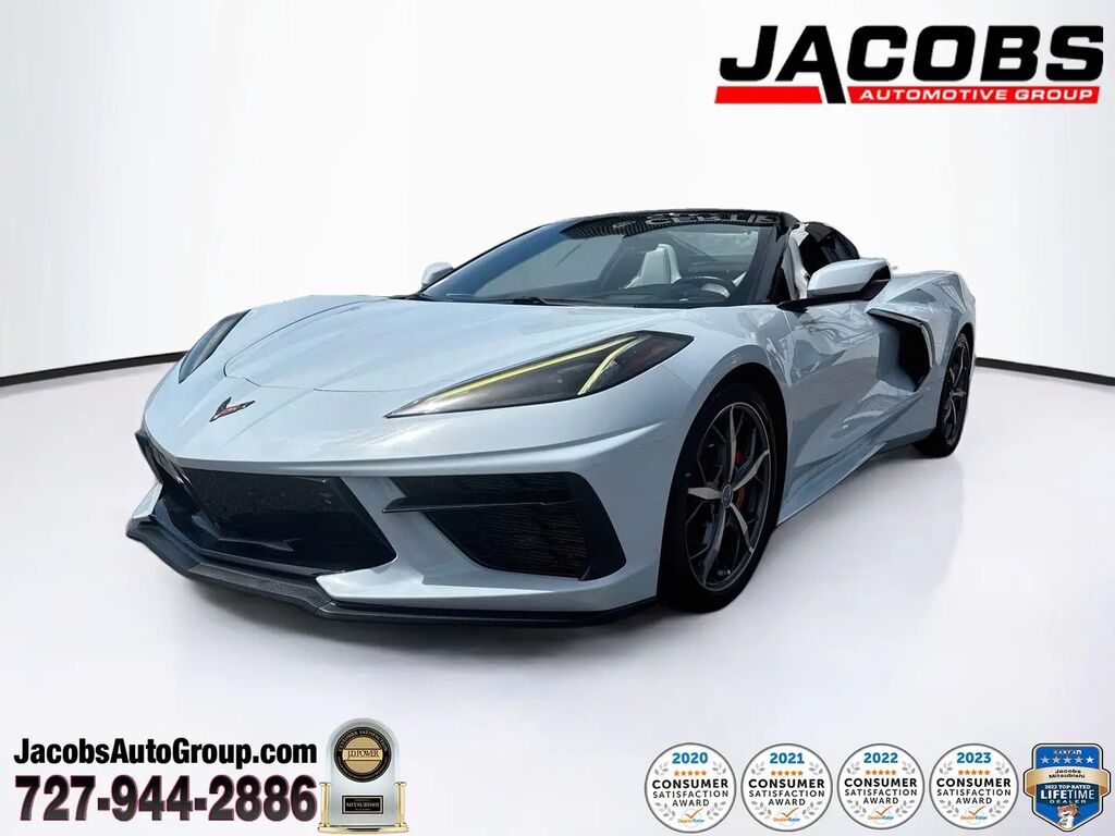 2022 Chevrolet Corvette Stingray — photo 1 of 9
