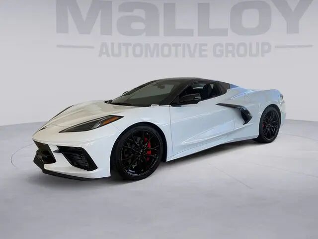2024 Chevrolet Corvette Stingray — photo 1 of 13