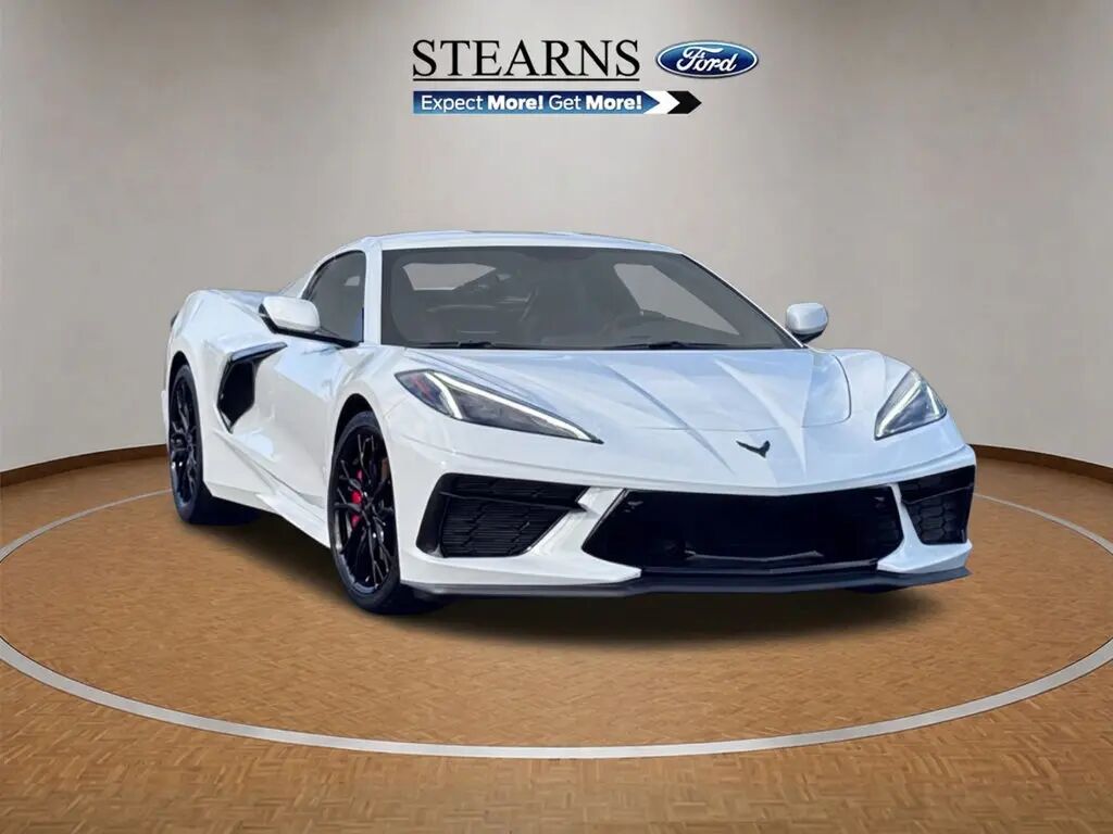 2026 Chevrolet Corvette Stingray — photo 1 of 13