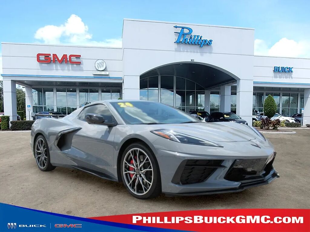 2024 Chevrolet Corvette Stingray — photo 1 of 13