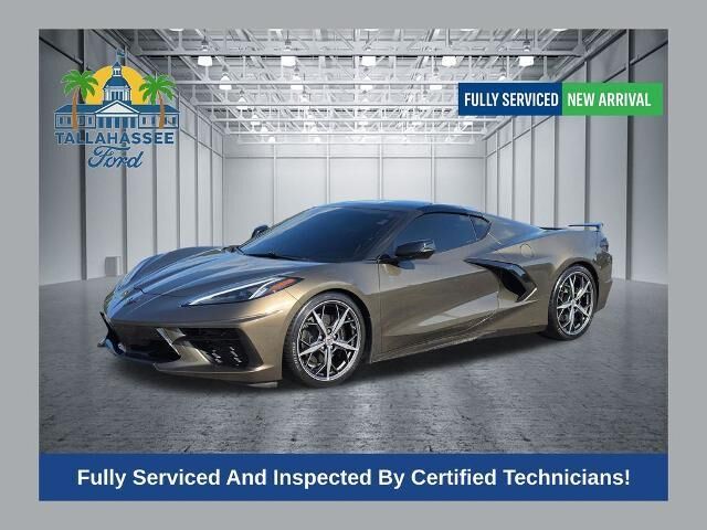 2021 Chevrolet Corvette Stingray — photo 1 of 26