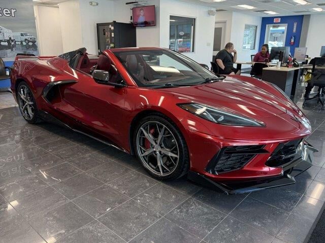 2021 Chevrolet Corvette Stingray — photo 1 of 3