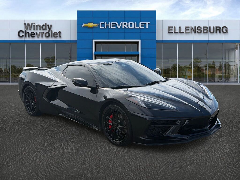 2024 Chevrolet Corvette — photo 1 of 13