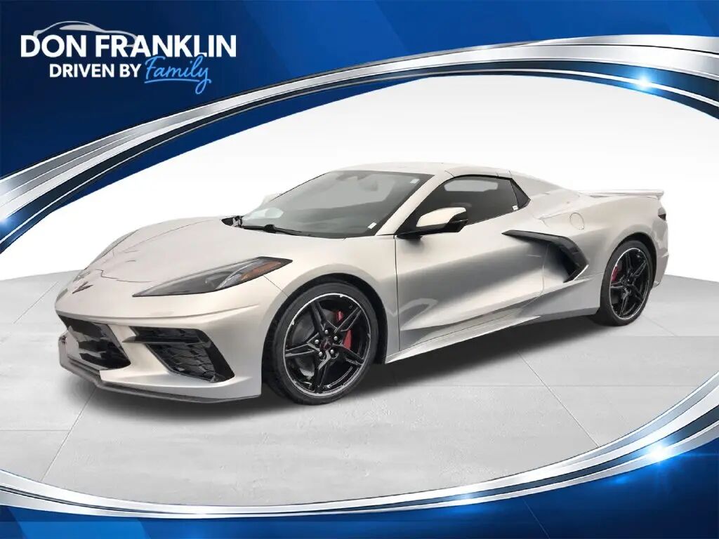 2024 Chevrolet Corvette Stingray — photo 1 of 13
