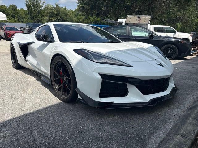 2024 Chevrolet Corvette Z06 — photo 1 of 6