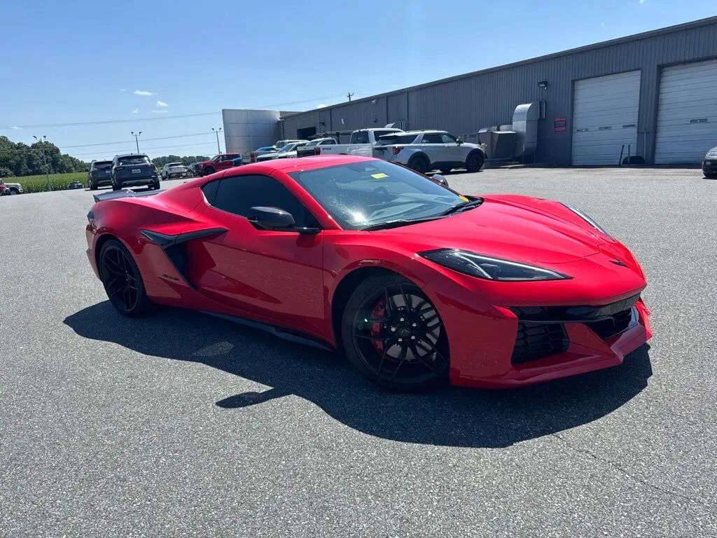 2025 Chevrolet Corvette Z06 — photo 1 of 26