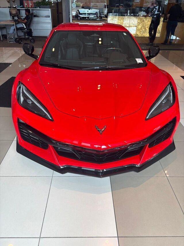 2024 Chevrolet Corvette Z06 — photo 1 of 36