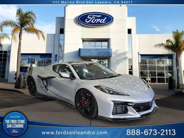 2023 Chevrolet Corvette Z06 — photo 1 of 13